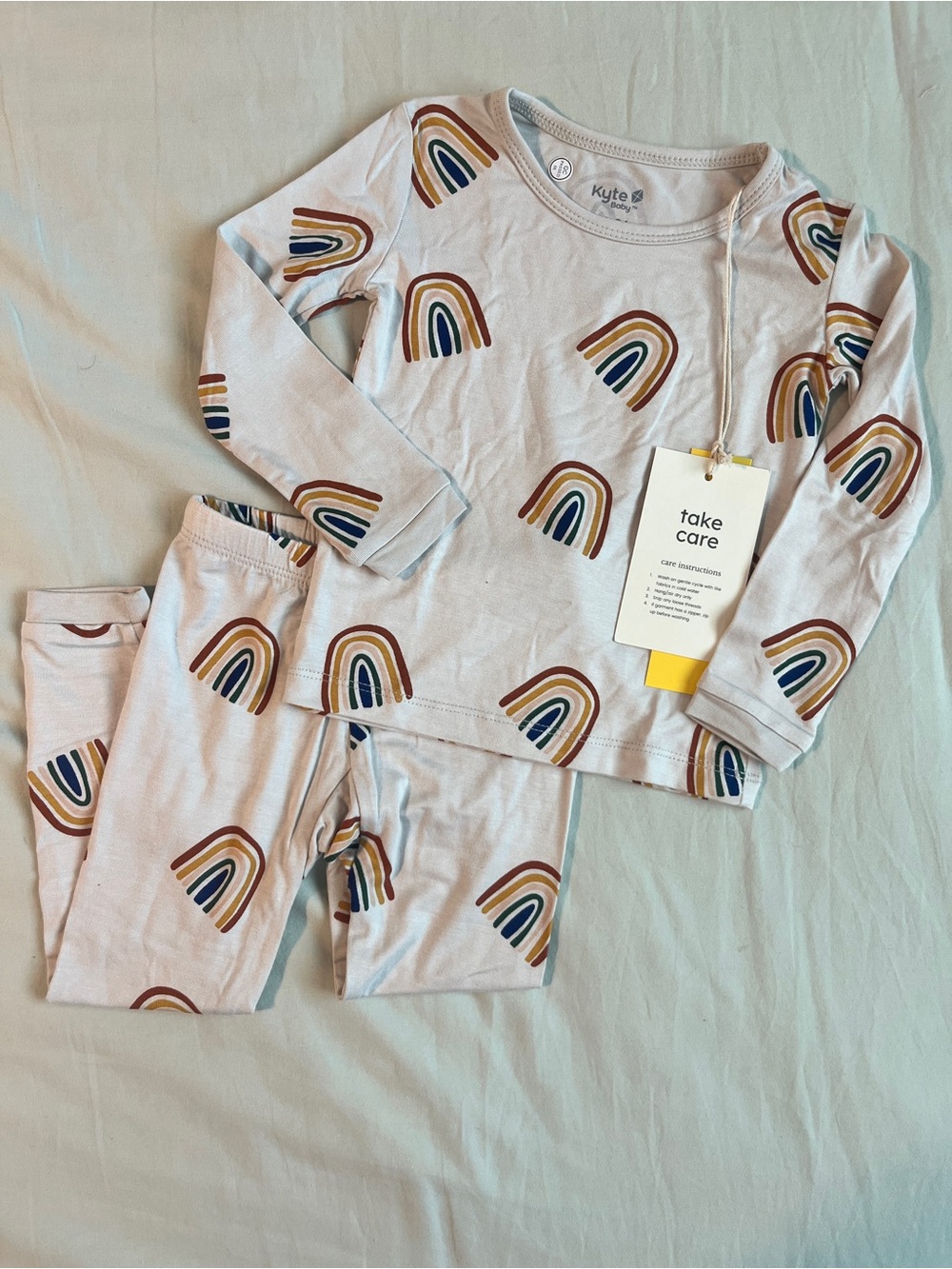 NWT  Baby Kids' Oat Rainbow Pajama Set